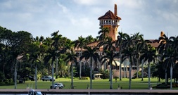 Bewaffneter Eindringling an Trumps Residenz in Florida erschossen