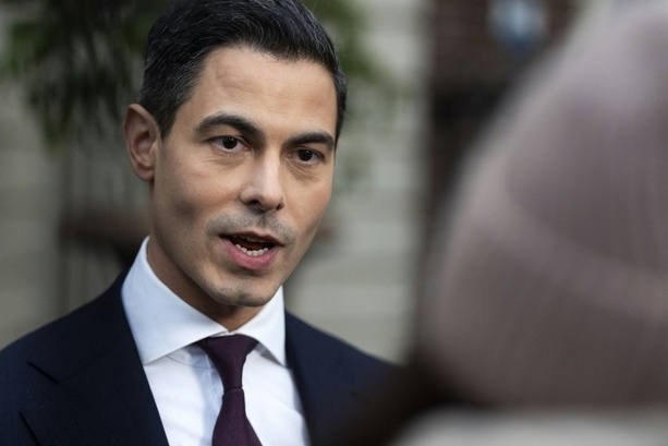 Bild vergr&ouml;&szlig;ern: Neue niederländische Regierung unter Wahlsieger Rob Jetten vereidigt