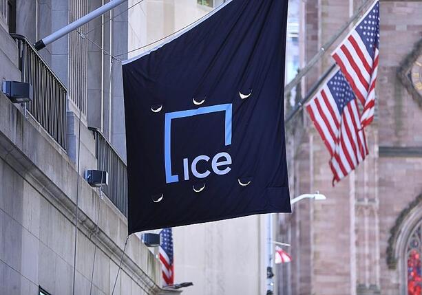 Bild vergr&ouml;&szlig;ern: US-Börsen geben wegen KI-Ängsten nach - Gold wieder gefragt