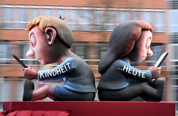 Bild vergr&ouml;&szlig;ern: Social-Media-Verbot für Kinder: Expertenkommission bremst Union und SPD