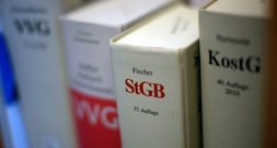 Bewährungsstrafen wegen Beleidigung früherer Minister Habeck und Lauterbach