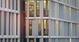 Unternehmen bauen wieder mehr Stellen ab