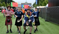 Ausnahme: Schottische Fans dürfen mit traditionellen Bauchtaschen in WM-Stadien