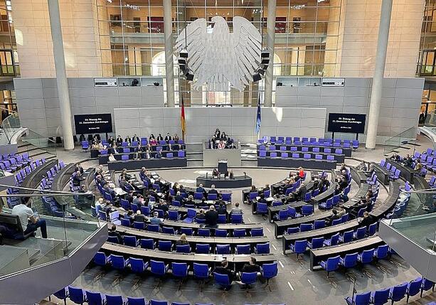 Bild vergr&ouml;&szlig;ern: Bundestag beschließt Tariftreuegesetz