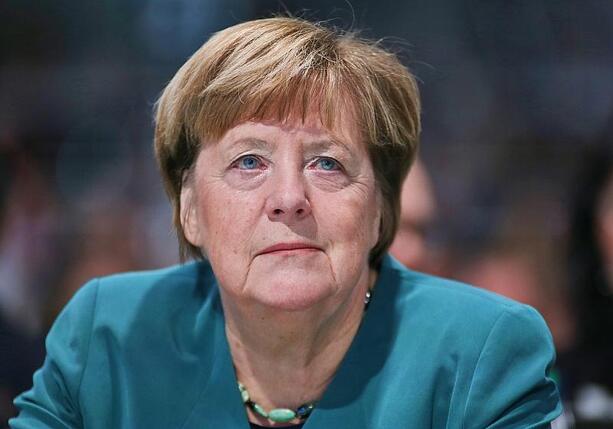 Bild vergr&ouml;&szlig;ern: Merkel hält Predigt in Klosterkirche