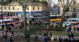 Straßenbahn entgleist in Mailand: Mindestens ein Toter
