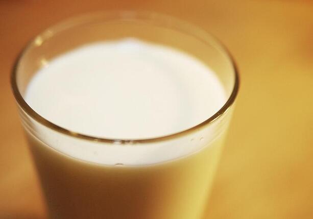 Bild vergr&ouml;&szlig;ern: Milchbauern rufen Rainer zu Kampf gegen Preisverfall auf