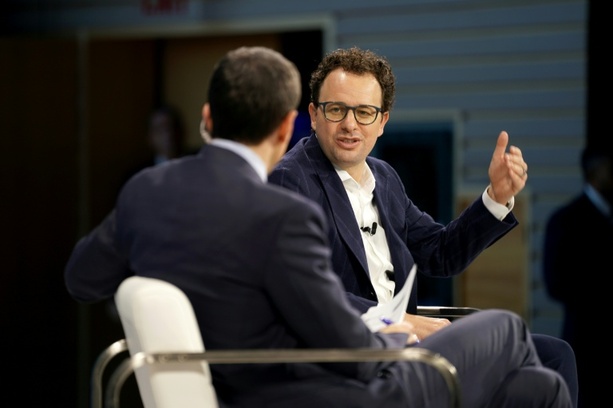 Bild vergr&ouml;&szlig;ern: Streit Nutzung von KI für US-Militär: Trump verbannt Anthropic aus Bundesbehörden