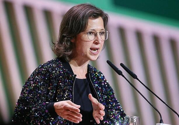 Bild vergr&ouml;&szlig;ern: EU-Iran-Delegation wirft USA und Israel unklare Kriegsziele vor