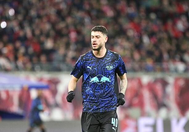 Bild vergr&ouml;&szlig;ern: 1. Bundesliga: Leipzig dreht Spiel beim HSV