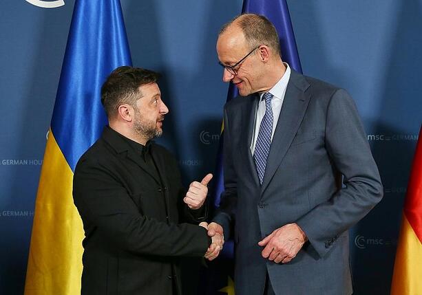 Bild vergr&ouml;&szlig;ern: Merz telefoniert vor USA-Reise mit Selenskyj