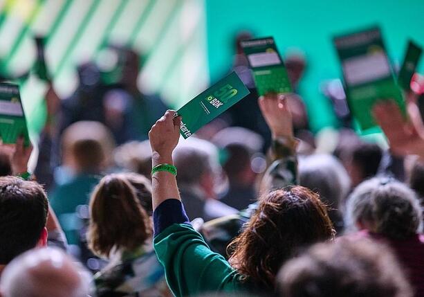 Bild vergr&ouml;&szlig;ern: Grünen-Spitze bringt Urabstimmung über Satzungsänderung auf den Weg