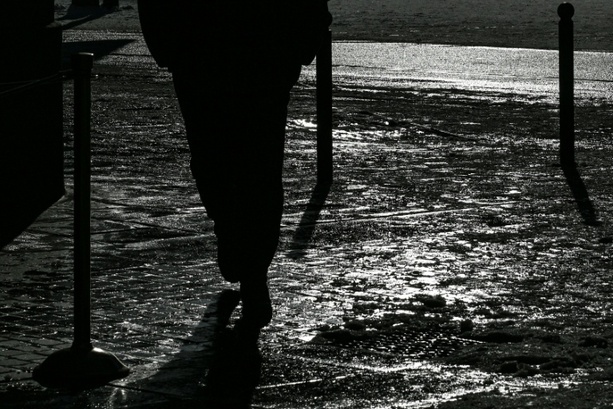 Bild vergr&ouml;&szlig;ern: Urteil in Koblenz: Kein Schmerzensgeld nach Sturz auf historischem Kopfsteinpflaster