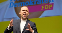 Berlin: Stellvertretender FDP-Chef tritt aus Partei aus und will CDU unterstützen