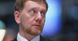 Kretschmer drängt auf mehr Engagement für Bürokratieabbau