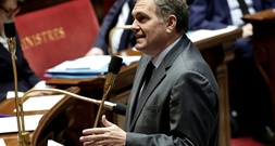 Nach Flugzeug-Umkehr wegen Raketen nimmt Frankreich Heimkehrflüge wieder auf