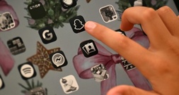 Indonesien sperrt Social Media für Kinder unter 16 Jahren