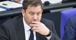 Finanzminister Klingbeil lässt Erhöhung der Mehrwertsteuer offen