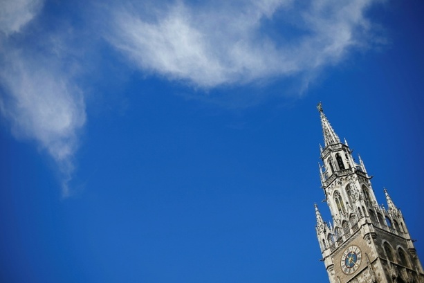 Bild vergr&ouml;&szlig;ern: Gut zehn Millionen Menschen zu Kommunalwahl in Bayern aufgerufen