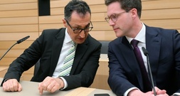 Bundesparteien beraten über Ausgang der Wahl in Baden-Württemberg