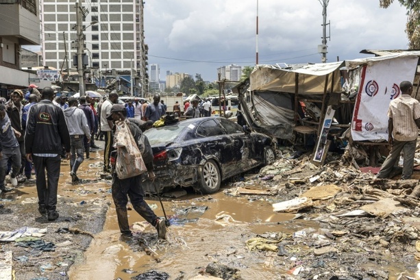 Bild vergr&ouml;&szlig;ern: Mindestens 45 Tote durch schwere Überschwemmungen in Kenia