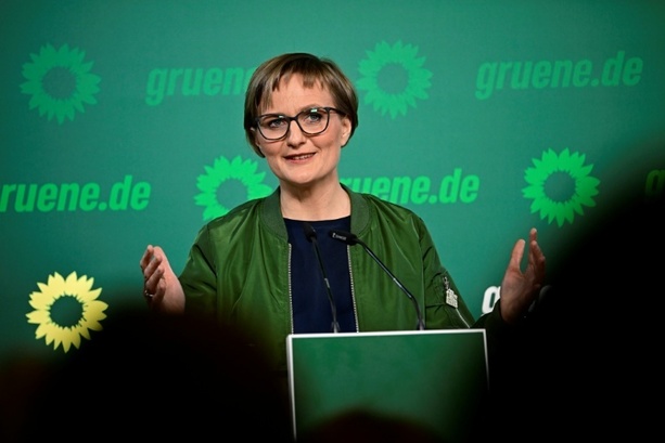 Bild vergr&ouml;&szlig;ern: Grüne nehmen Schwung aus Stuttgart mit - Partei gegen geteilte Regierungszeit