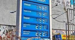 Wirtschaftsweise Grimm warnt vor neuer Inflation