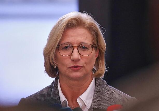 Bild vergr&ouml;&szlig;ern: Rehlinger warnt vor Lockerung der Ölsanktionen gegen Russland