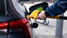 Saarlands Ministerpräsidentin wirft Mineralölkonzernen Abzocke vor