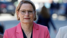 Hubig sichert Terroropfern staatlichen Beistand zu