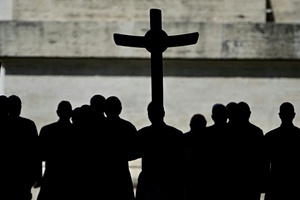 Paderborner Erzbischof Bentz bittet nach Missbrauchsstudie um Verzeihung