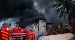 AFP-Journalisten: Explosionen und Rauchwolken in Tel Aviv nach neuen iranischen Angriffen
