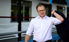 Minister Schneider stellt CO2-Bilanz für 2025 vor