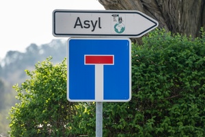 Berichte: Innenministerium will Finanzierungs-Stopp für unabhängige Asylberatung