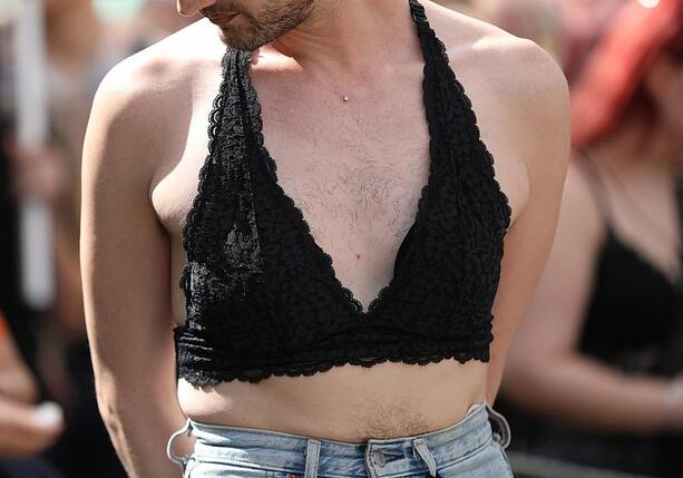 Bild vergr&ouml;&szlig;ern: Queerbeauftragte verteidigt Selbstbestimmungsgesetz