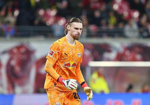 Bild vergr&ouml;&szlig;ern: 1. Bundesliga: Stuttgart nutzt Vandevoordt-Patzer zu Sieg gegen RB