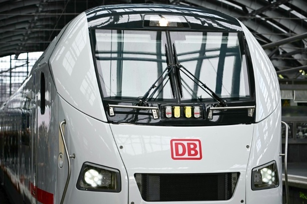 Bild vergr&ouml;&szlig;ern: Justizministerium: Zahl der Fahrgäste ohne Ticket im DB-Fernverkehr gestiegen