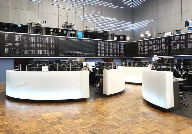 Bild vergr&ouml;&szlig;ern: Dax startet verhalten - Commerzbank nach Übernahmeangebot gefragt