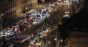 Spritpreise: SPD will höhere Pendlerpauschale und mehr Regulierung