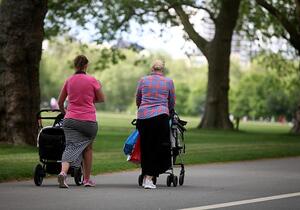 Anteil von Mehrlingsgeburten sinkt auf niedrigsten Stand seit 1997