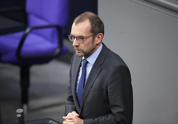 Bild vergr&ouml;&szlig;ern: Röwekamp offen für erweiterte EU-Mission in Straße von Hormus