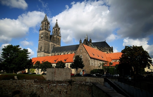 Bild vergr&ouml;&szlig;ern: Grab von Kaiser Otto in Magdeburg: Gebeine laut Untersuchung echt