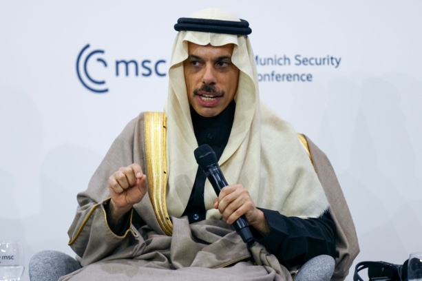 Bild vergr&ouml;&szlig;ern: Riad: Behalten uns Recht auf militärische Reaktion auf iranische Angriffe vor