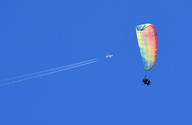 Bild vergr&ouml;&szlig;ern: Gleitschirmverein scheitert mit Klage gegen Windrad in Nordrhein-Westfalen