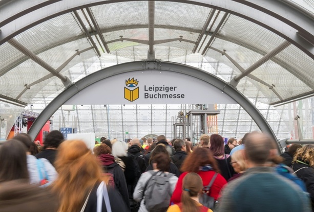 Bild vergr&ouml;&szlig;ern: Belletristik-Preis der Leipziger Buchmesse für Poladjan - Kritik an Weimer