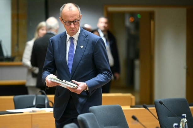 Bild vergr&ouml;&szlig;ern: Ukraine-Kredit: Merz nennt Orbans Blockade groben Verstoß gegen Loyalität der Mitgliedstaaten