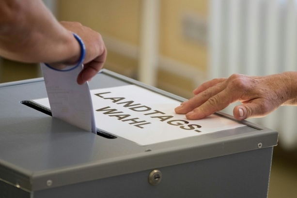 Bild vergr&ouml;&szlig;ern: Enges Rennen von CDU und SPD um Sieg bei Landtagswahl in Rheinland-Pfalz erwartet