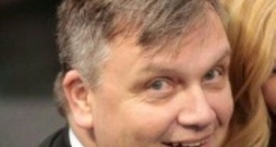 KZ Buchenwald: Hape Kerkeling spricht bei Gedenkfeier zu Jahrestag von Befreiung