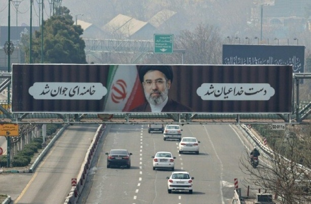 Bild vergr&ouml;&szlig;ern: Neue schriftliche Botschaft Modschtaba Chameneis: Irans Feinde werden besiegt