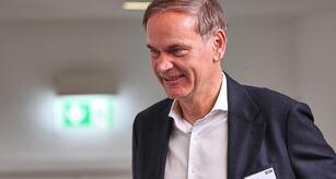 VW-Konzernchef Blume verteidigt harten Sanierungskurs